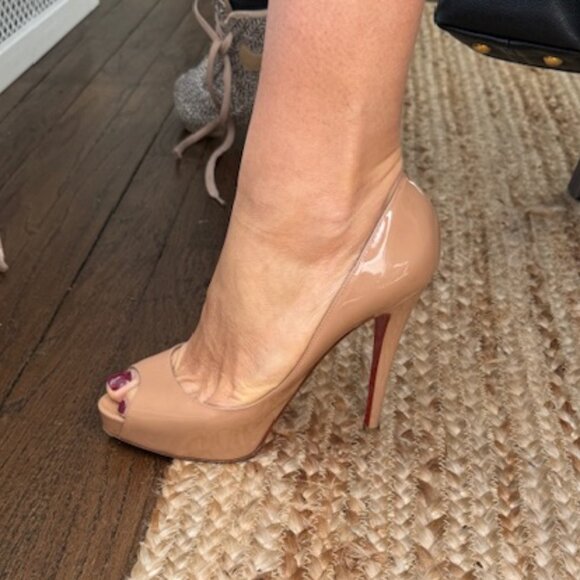 Christian Louboutin Patent Leather Pumps - Picture 4 of 5